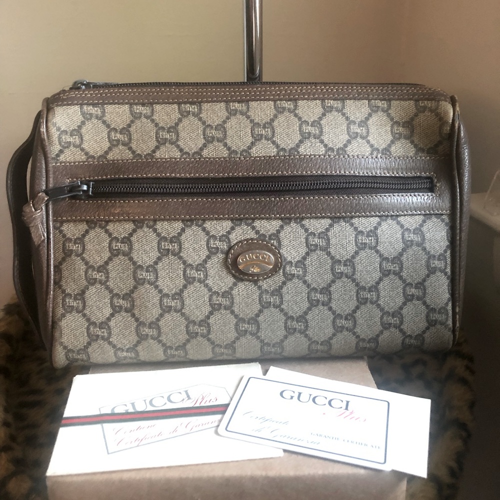 Vintage Gucci Plus Clutch